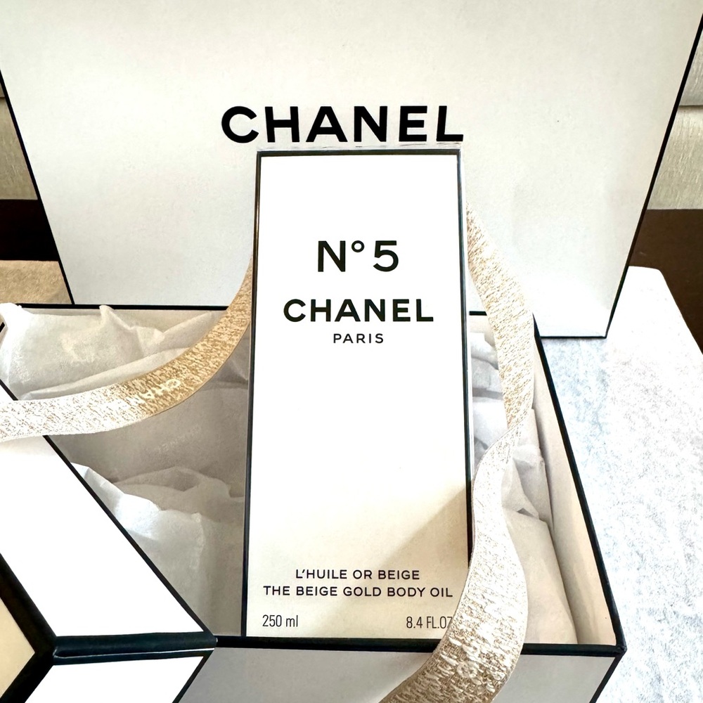 CHANEL N°5 Beige Gold Body Oil (Limited Edition)